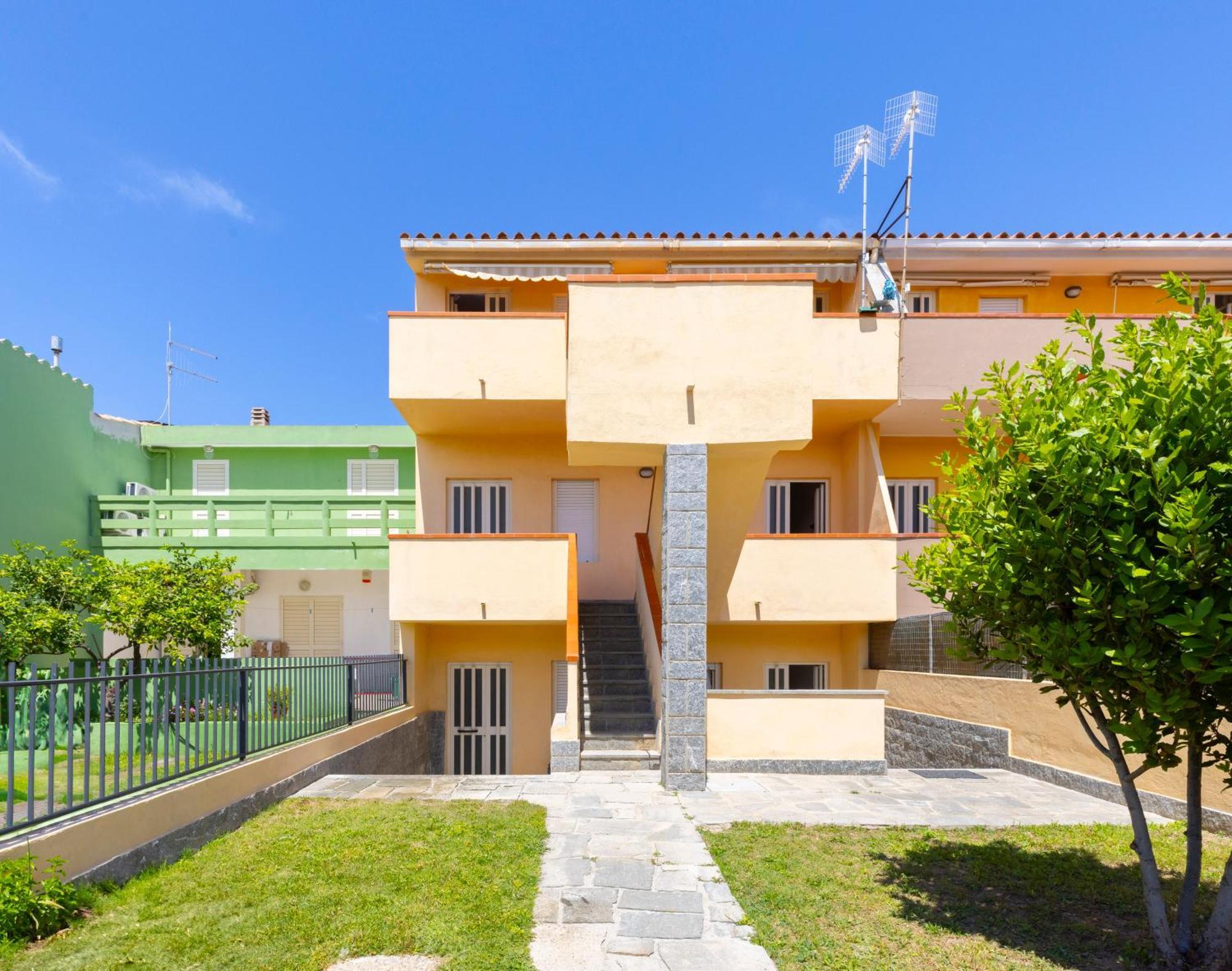 Oasy2 Apartment Villasimius Bagian luar foto